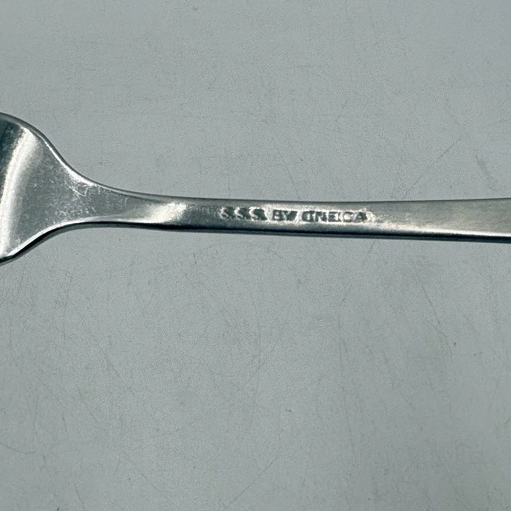Oneida Minute Man Colonial Boston SSS Dinner Forks 7 1/4